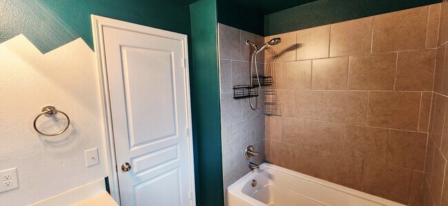 Building Photo - 7727 Palomino Ct