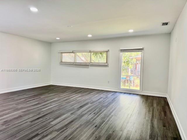 Building Photo - 1128 SW 21st Ave