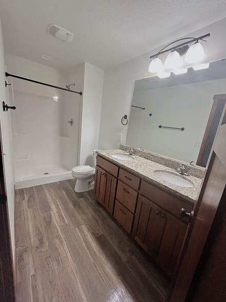 Building Photo - 1759 Aspen Ct