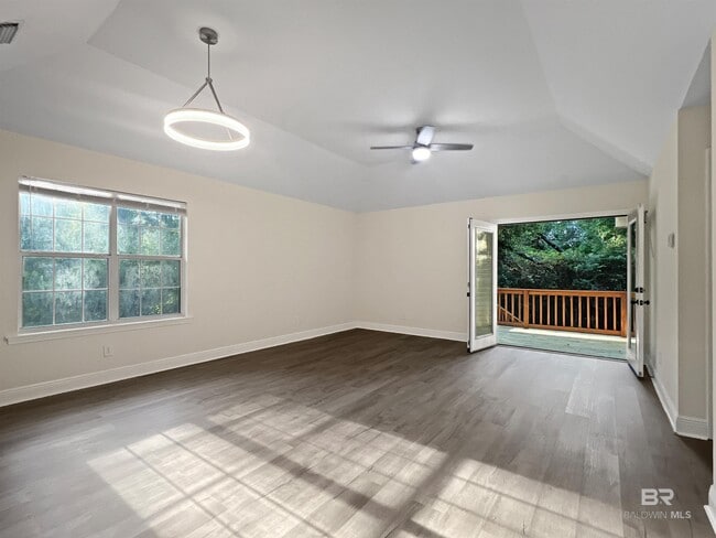 Building Photo - 15 Twin Echo Ct