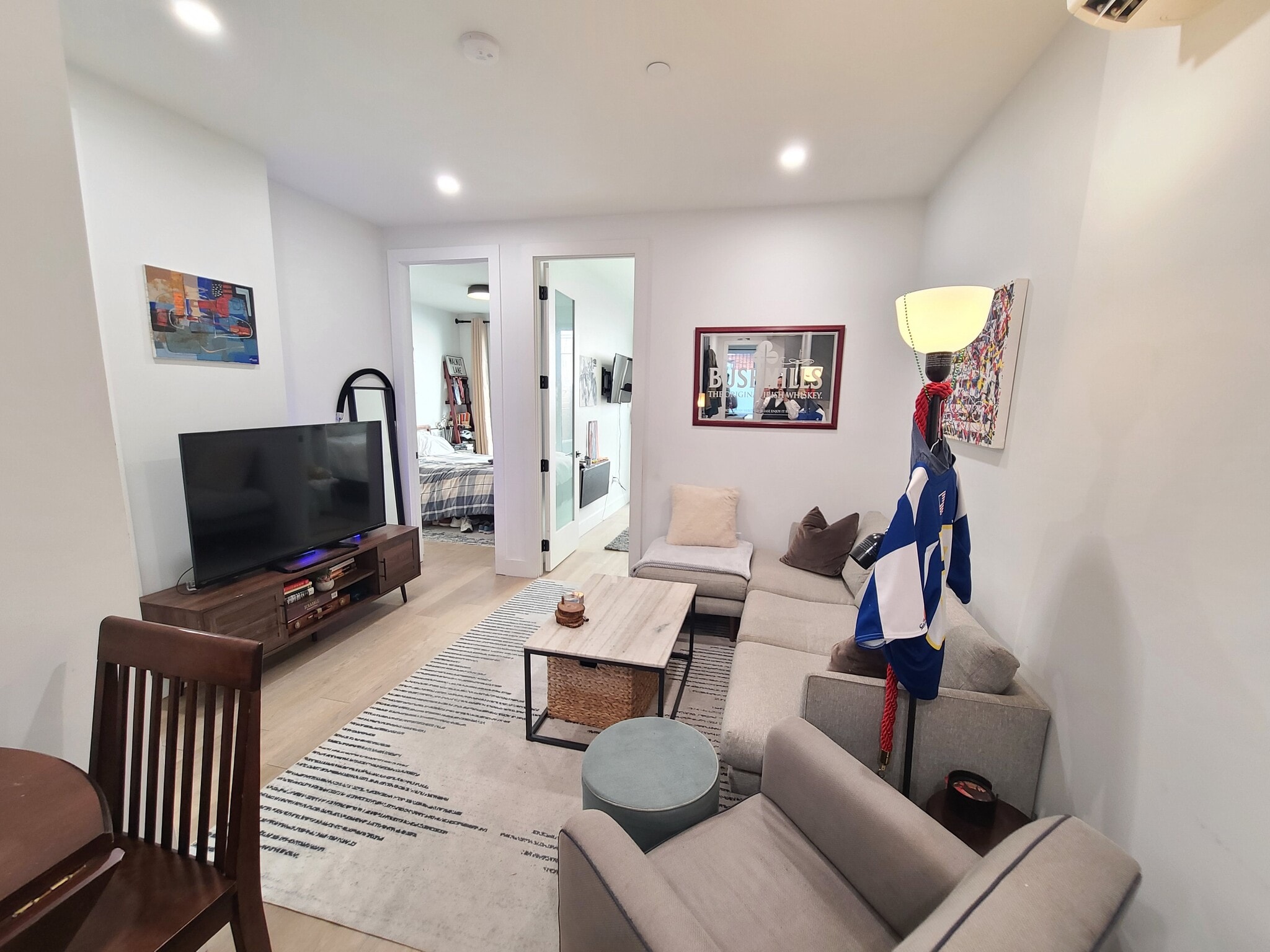 Building Photo - 283 S 2nd St