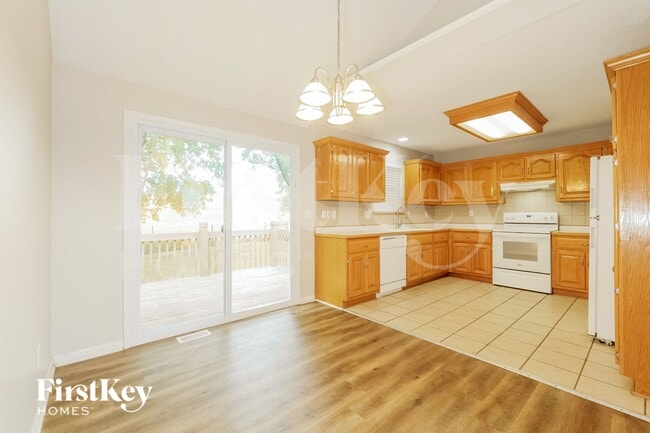 Building Photo - 208 S Darrowby Dr