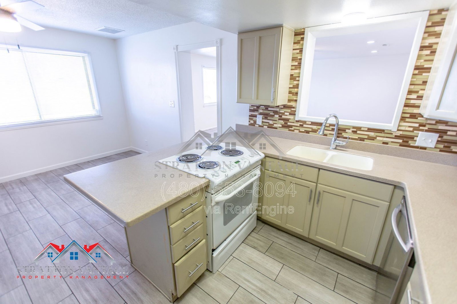 Building Photo - 3410 S Cutler Dr
