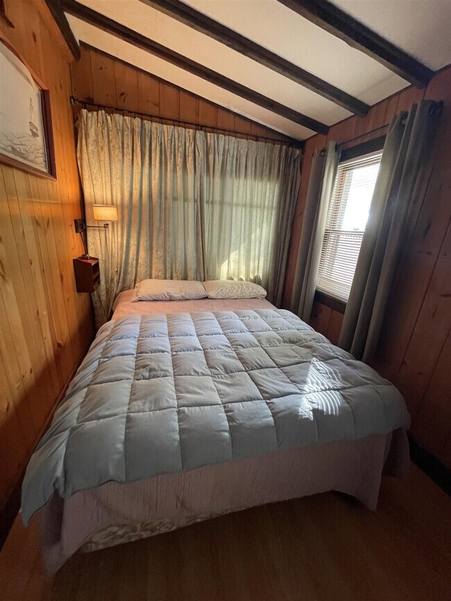 Building Photo - 773 Sebago Rd