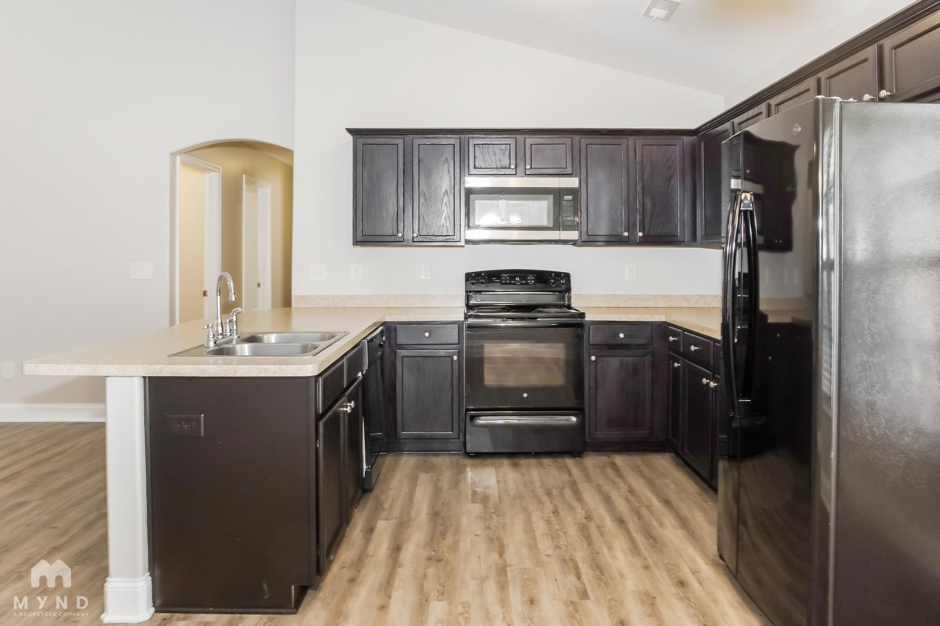 Building Photo - 201 Bermuda Lakes Dr