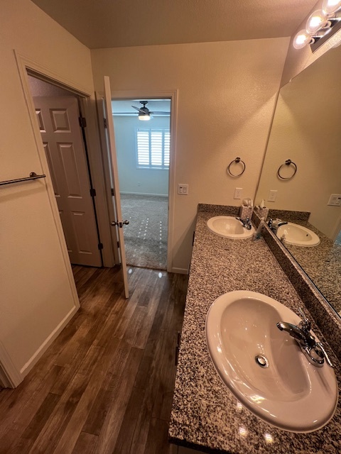 Master Bathroom - 1489 Legacy Ln