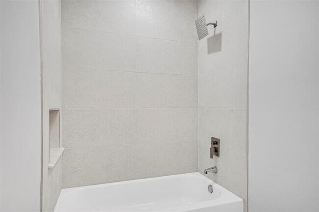 Building Photo - 5700 SW 120th Ave