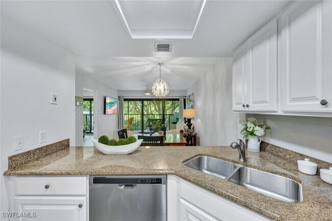 Building Photo - 600 Neapolitan Way