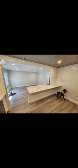 Building Photo - 136 W F St