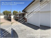 Building Photo - 1559 E Flower Cir