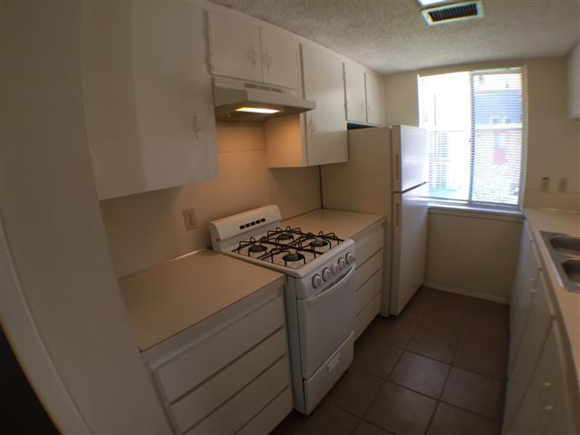 Building Photo - 2612 Salado St