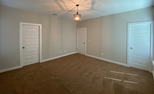 Building Photo - Home for Rent in Brookwood ... Available to View Now!!!