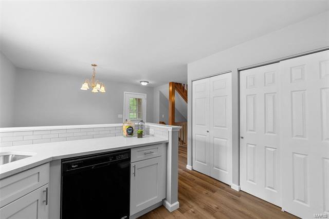 Building Photo - 250 Cedar Grove Dr