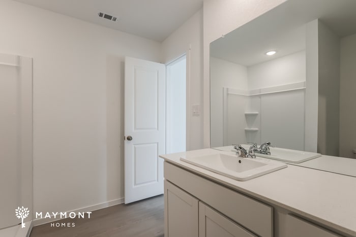 Building Photo - 313 Kayden Ct