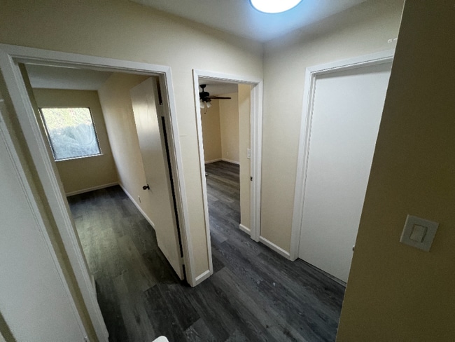 Building Photo - 4327 Fairlands Dr