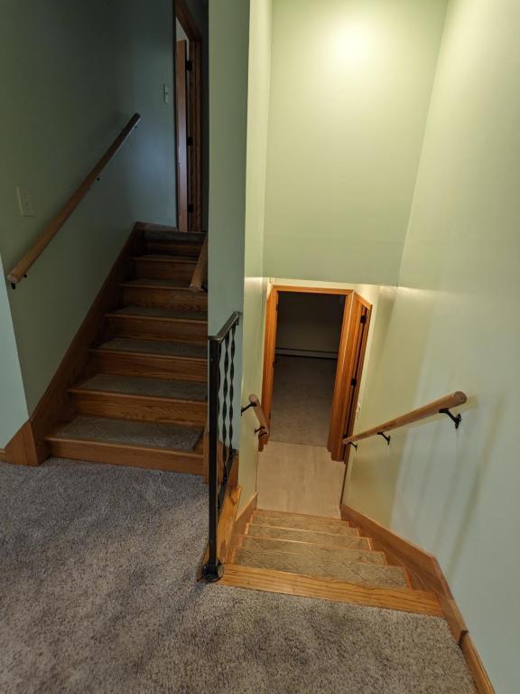 Building Photo - 3515 Melody Ln E