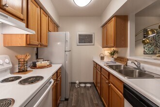 Building Photo - Village East