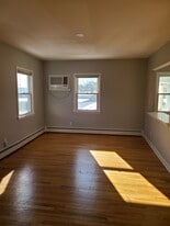 Building Photo - 77 Shepherds Ln