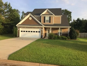 Building Photo - Blythewood Beauty - Three Bedroom, Two and...