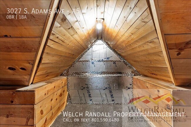 Building Photo - 3027 S Adams Ave