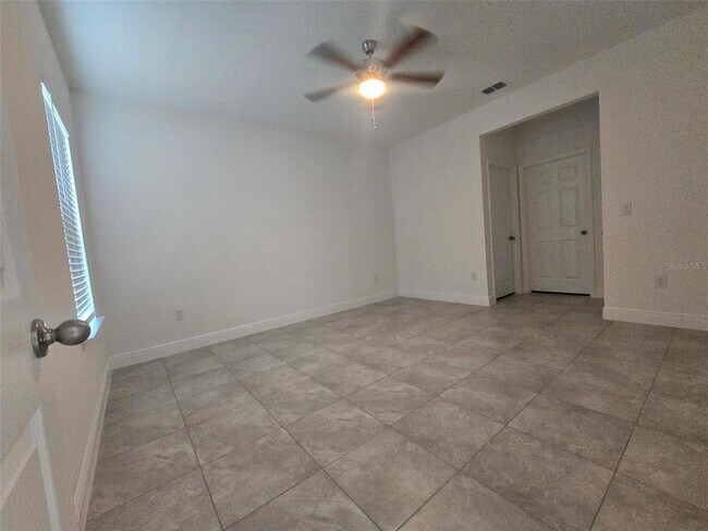 Building Photo - 208 Locust Pass Dr