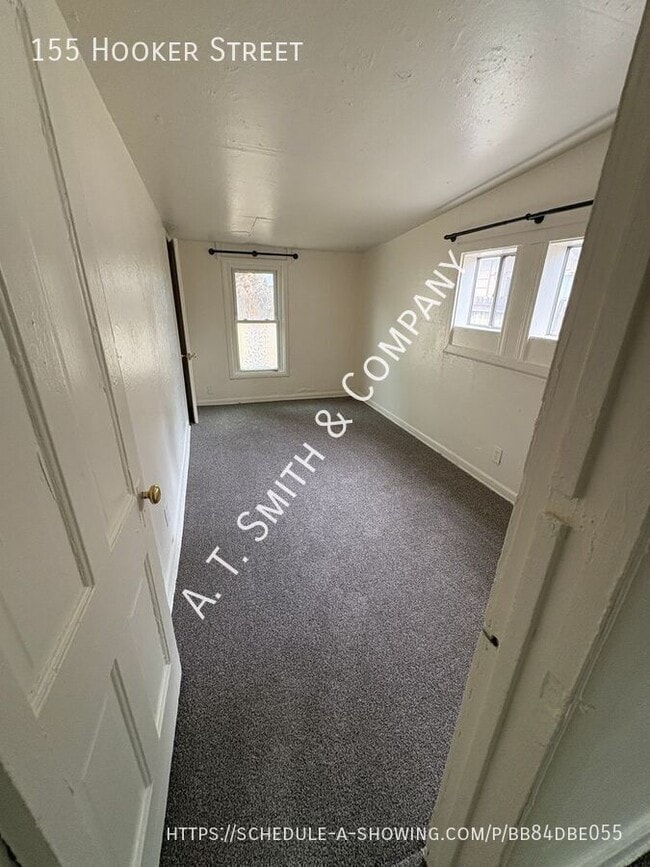 Building Photo - 155 Hooker St