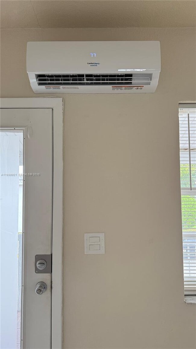 Building Photo - 330 74th St