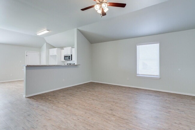 Building Photo - 1303 Kingston St