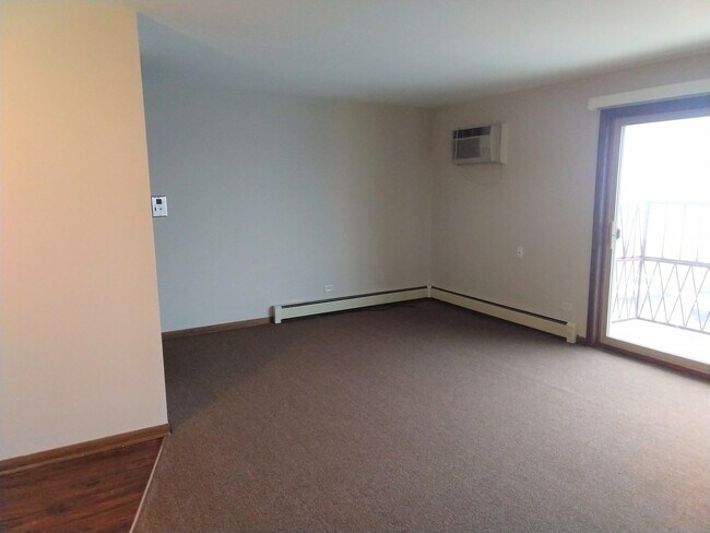 Building Photo - 12645 S Alpine Dr