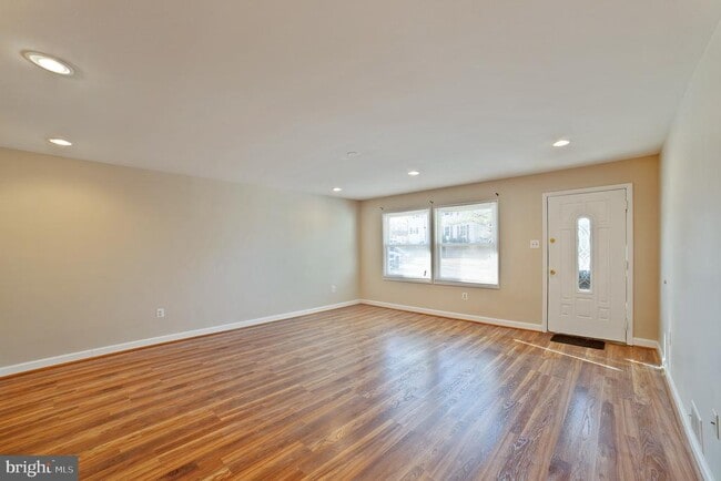 Building Photo - 2090 Jason Ct