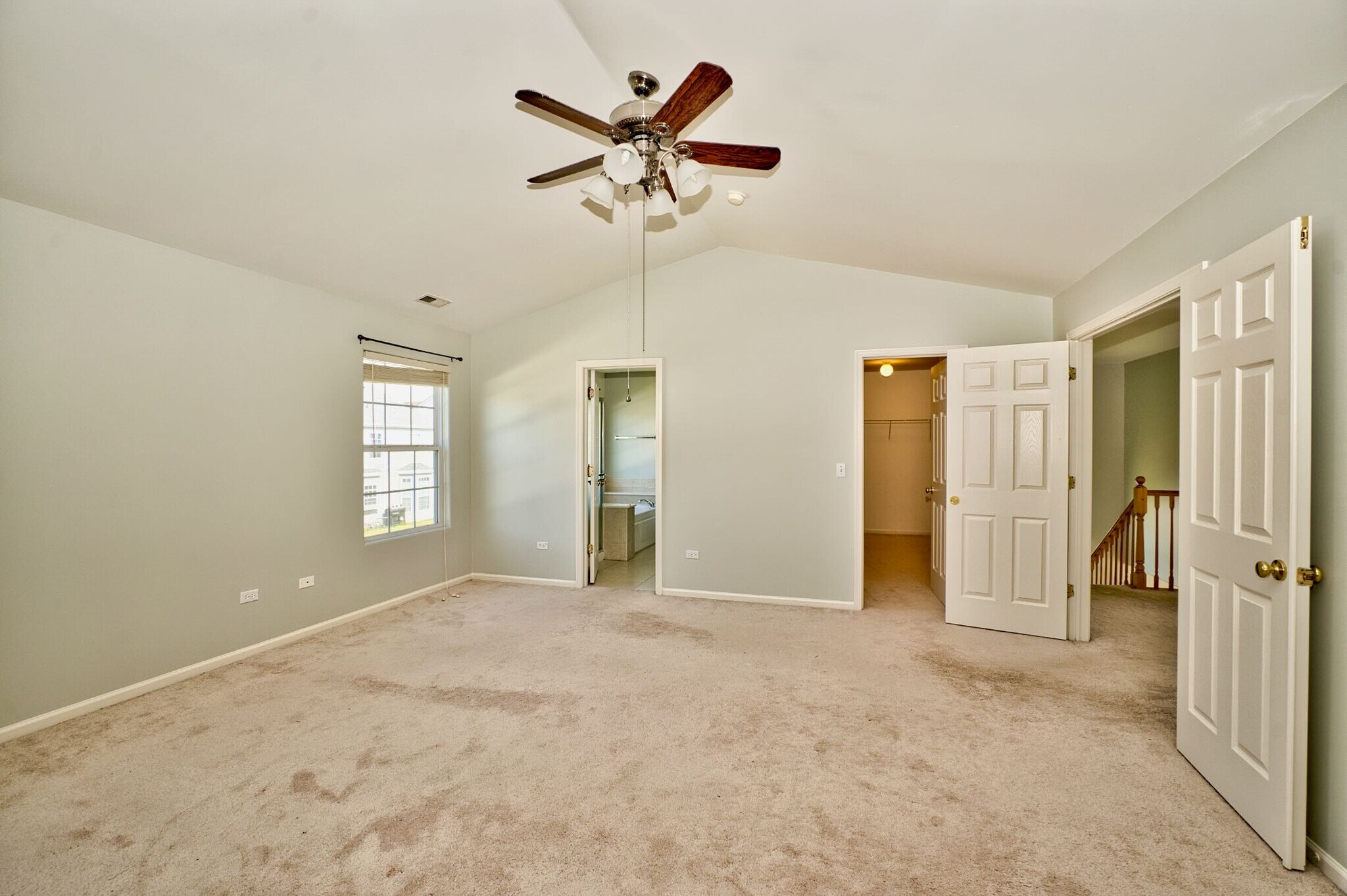 Building Photo - 447 Cardinal Ln