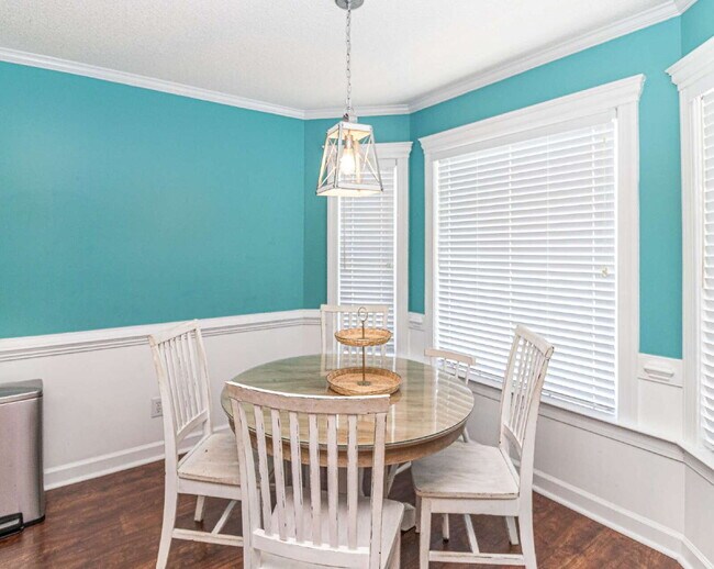 Building Photo - SPACIOUS Brick Home in Lane Tree (Goldsboro)! 3 Bedroom | 2 Bath w/ Bonus Room & 2-Car Garage