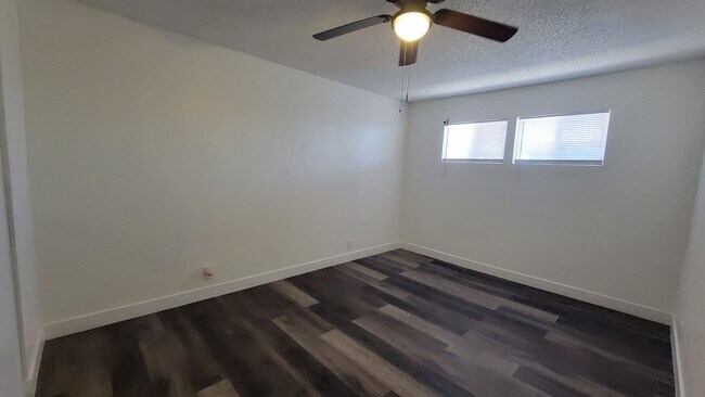 Building Photo - 2904 Marlin Ave