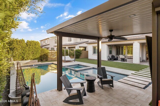 Building Photo - 2278 E Warbler Rd