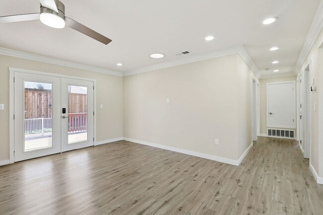 Building Photo - Turnkey Open-Concept Home with Central A/C & Solar