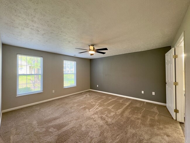 Building Photo - Charming 2 Bedroom/1 Bathroom Apartment in Nottingham, MD!