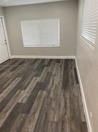 Building Photo - 280 SE 6th Ave