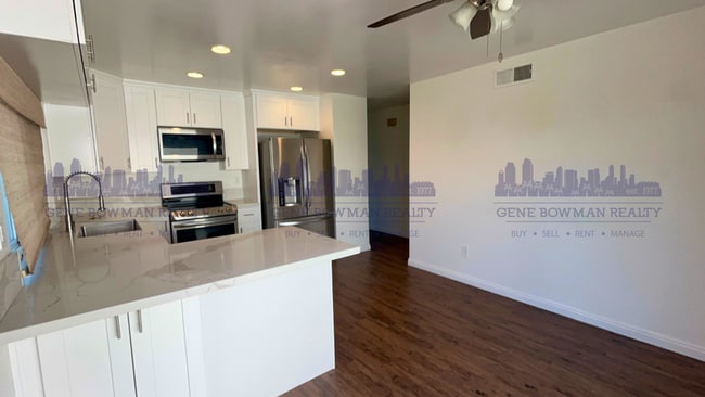 Building Photo - 6840 Simi Pl