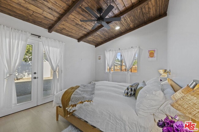 Building Photo - 251 N Encinal Ave