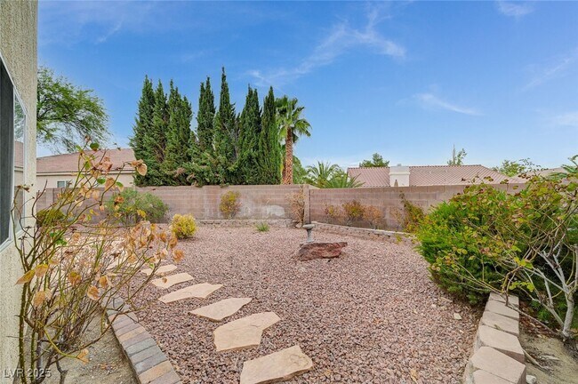 Building Photo - 6012 Prospector Trail