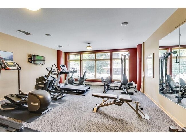 Building Photo - 111 N 4th Ave