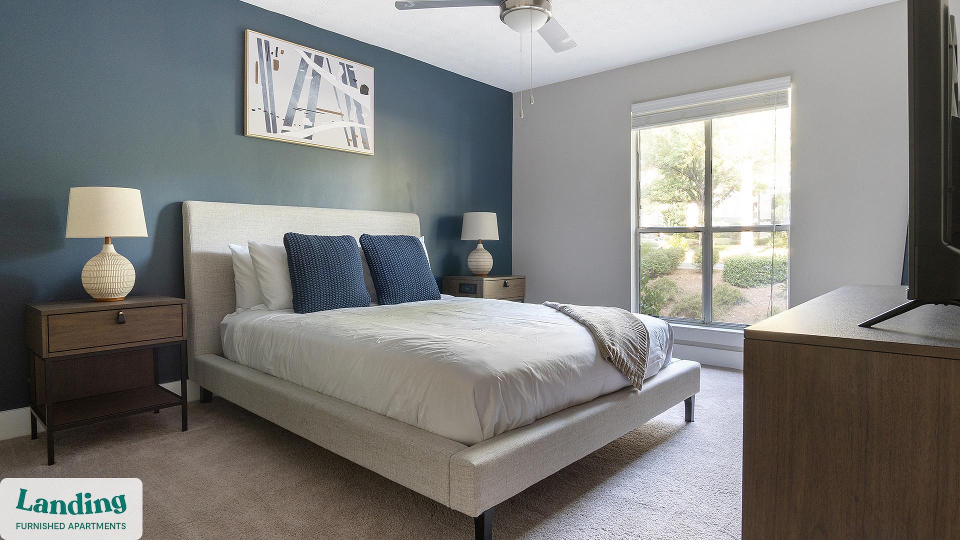 Building Photo - 2000 E Lake Pkwy