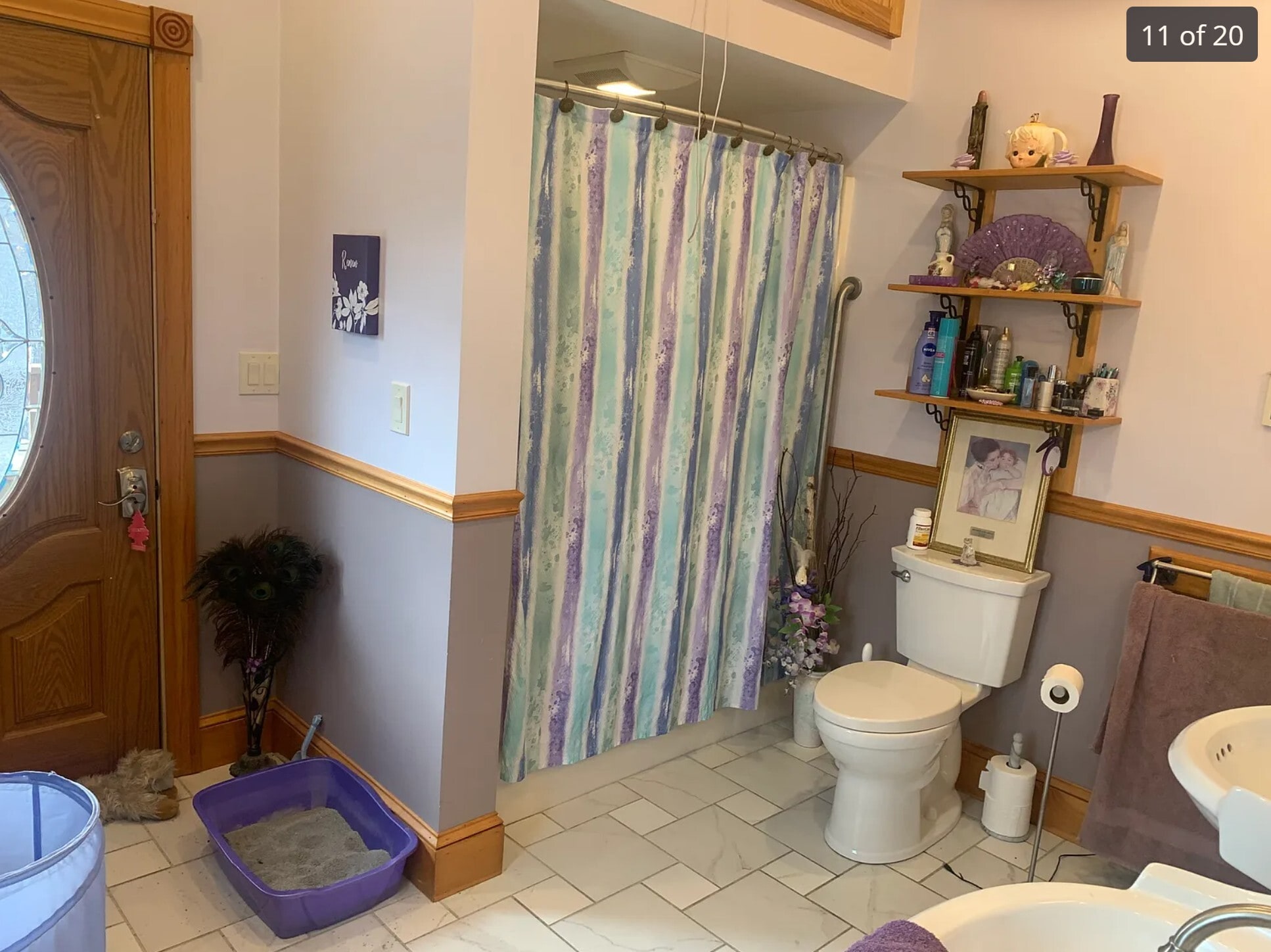 Master Bath with tub - 3403 Hancock Rd