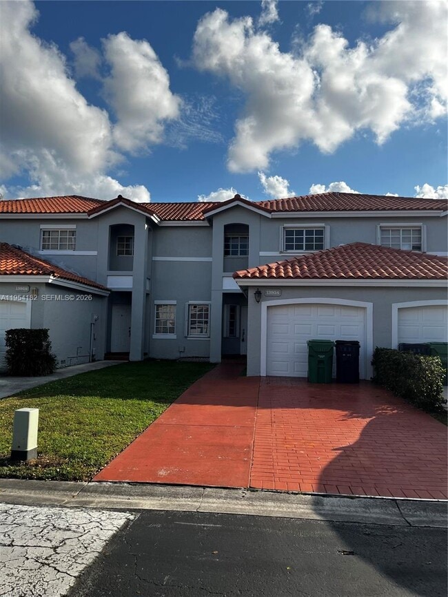 Building Photo - 13934 SW 102nd Ln