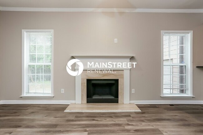 Building Photo - 4 Bedroom Pet-Friendly Home in Atlanta, GA with Main Street Renewal