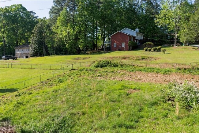 Building Photo - 5201 Sunset Trail