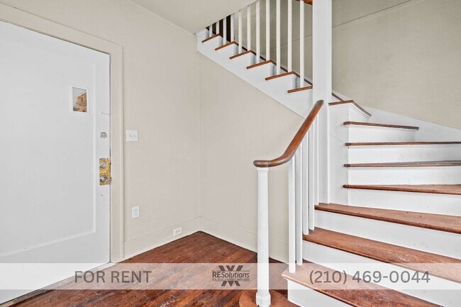 Building Photo - 1618 W Kings Hwy