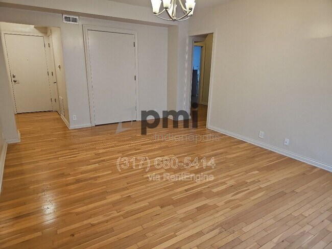 Building Photo - 1 W 28th St