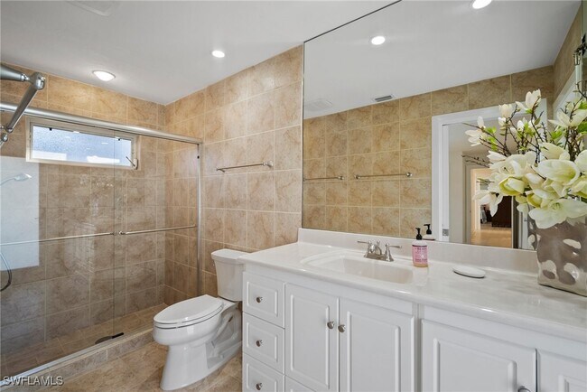 Building Photo - 319 Pirates Bight