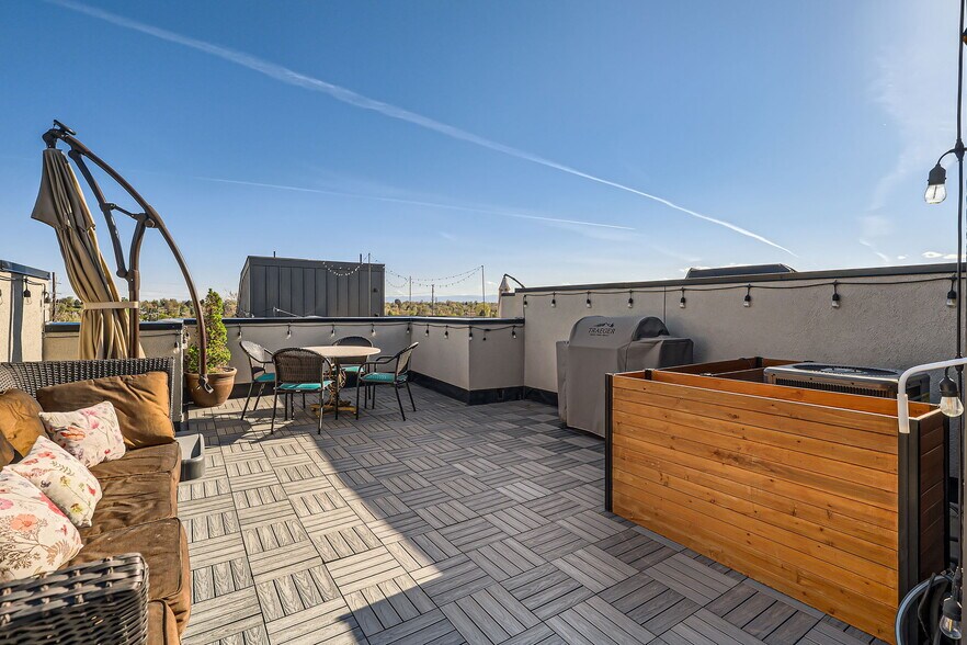 Rooftop 2 - 3880 W 13th Ave